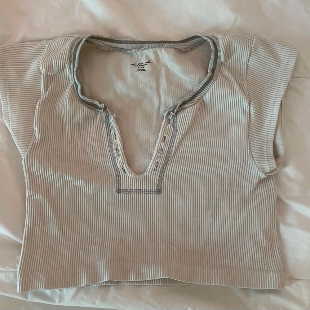 White Urban Outfitters size M